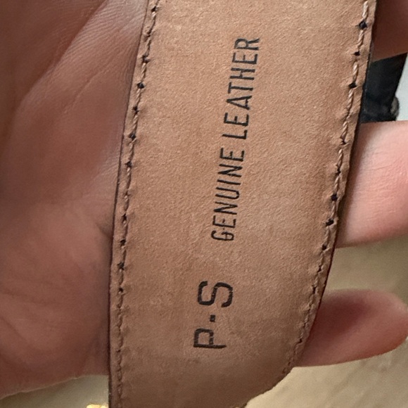 Donna Karan VTG Black Leather and Golden accents chains - Italy- Size Petite S - Picture 8 of 9